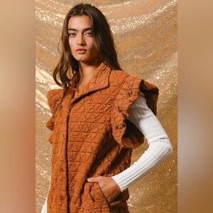 BiBi Quilting Knit Ruffle Sleeve Vest